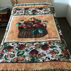 American Classics The Rug Barn Multicolor Rectangular Apple Basket 53X65 Inches